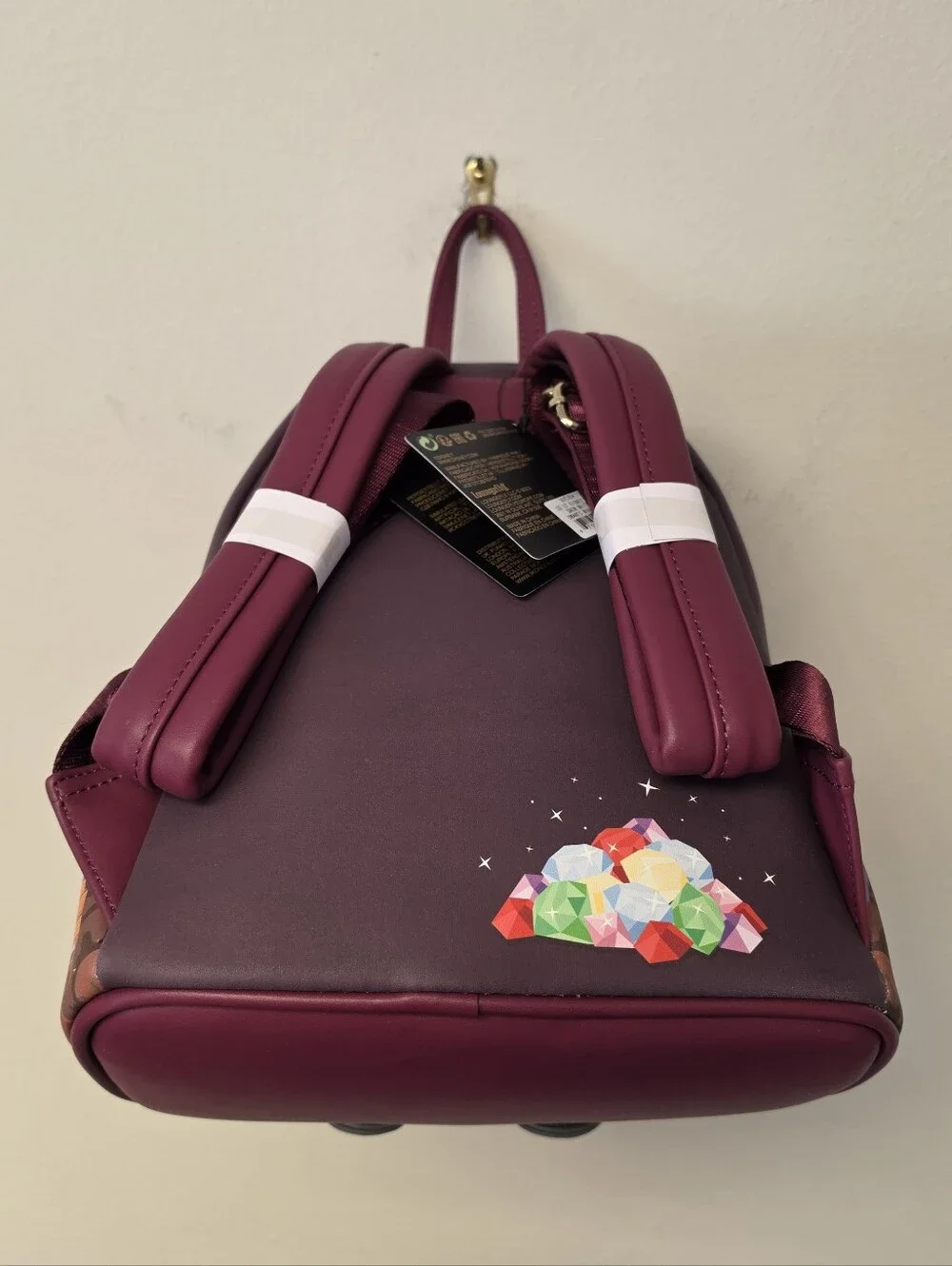 Loungefly disney snow